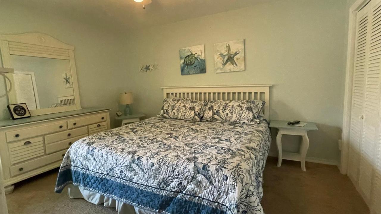 Sunny Daze, Desirable Kid Friendly Resort, 3 Minute Walk To The Beach, Resort Beachside Pool & Restaurant Panama City Beach Bagian luar foto